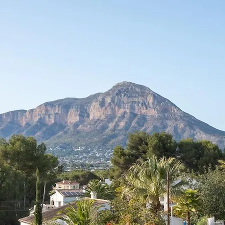 Vila Casa Alcantud *